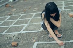 對(duì)于愛情過多的渴望，才會(huì)讓我如此的失望