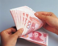 二十歲沒錢，那很正常;三十歲沒錢