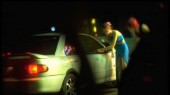 剛到深圳，一出車站就遇到一個(gè)女人拉生意