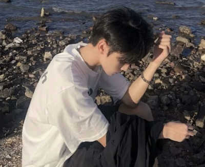 失戀心情不好的男生句子